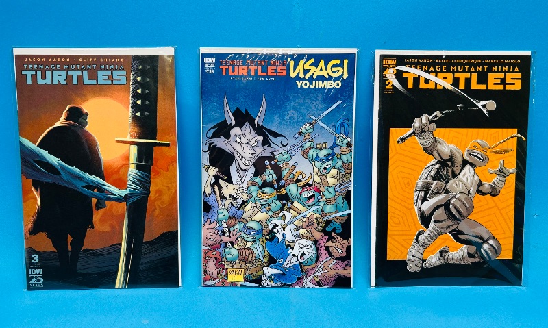 Photo 1 of 025137…3 teenage mutant ninja Turtles  comics in plastic sleeves 