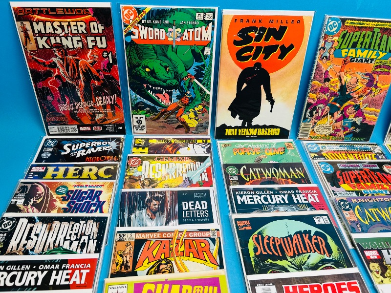 Photo 1 of 025154…final sale no returns/refunds-30 comics in plastic sleeves 