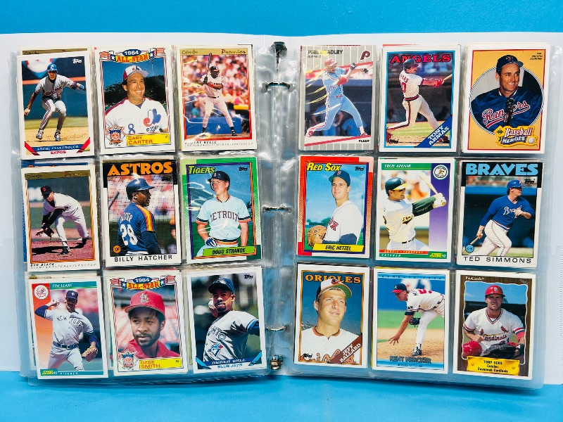 Photo 1 of 025157… final sale no returns/refunds-360 mixed baseball cards in binder 