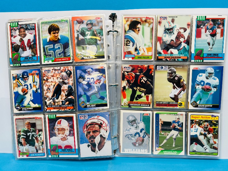 Photo 1 of 025158…  final sale no returns/refunds-360 mixed football cards in binder 