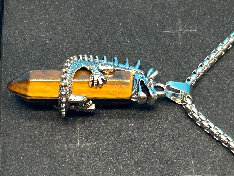 Photo 1 of 025200…polished rock dragon pendant on 20” chain in gift box