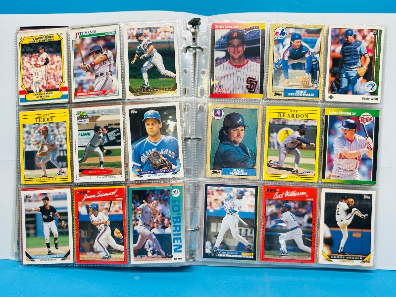 Photo 1 of 025219… final sale no returns/refunds-270 mixed baseball cards in binder