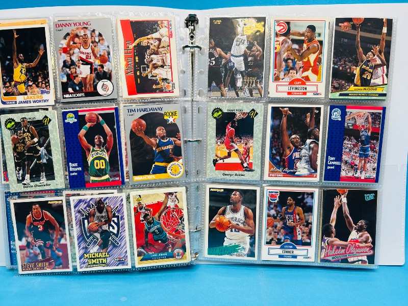 Photo 1 of 025220…final sale no returns/refunds-270 mixed basketball cards in binder