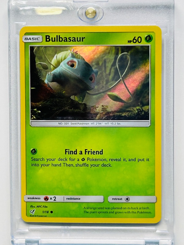Photo 1 of 025256…Holo Bulbasaur Pokémon card in hard plastic case