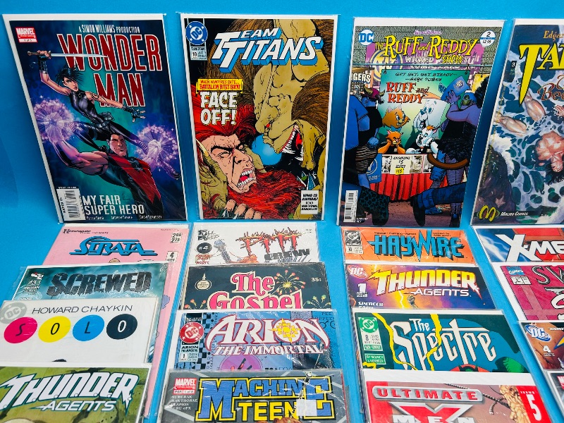 Photo 1 of 025284… final sale no returns/refund-30 mixed comics in plastic sleeves 
