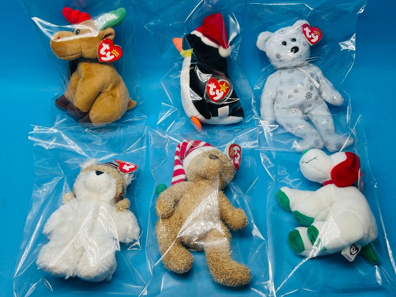Photo 1 of 025341…6 holiday  TY beanie babies in plastic bags 