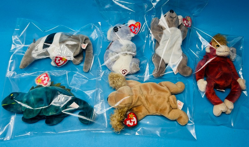 Photo 1 of 025342…6  TY beanie babies in plastic bags 