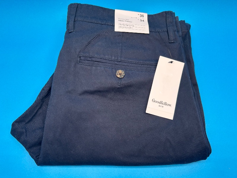 Photo 1 of 025352…Goodfellow 36 W 34L slim chino pant - like new condition 