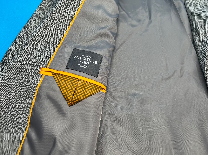 Photo 1 of 025357…Haggar H26 tailored fit dress coat - like new condition 