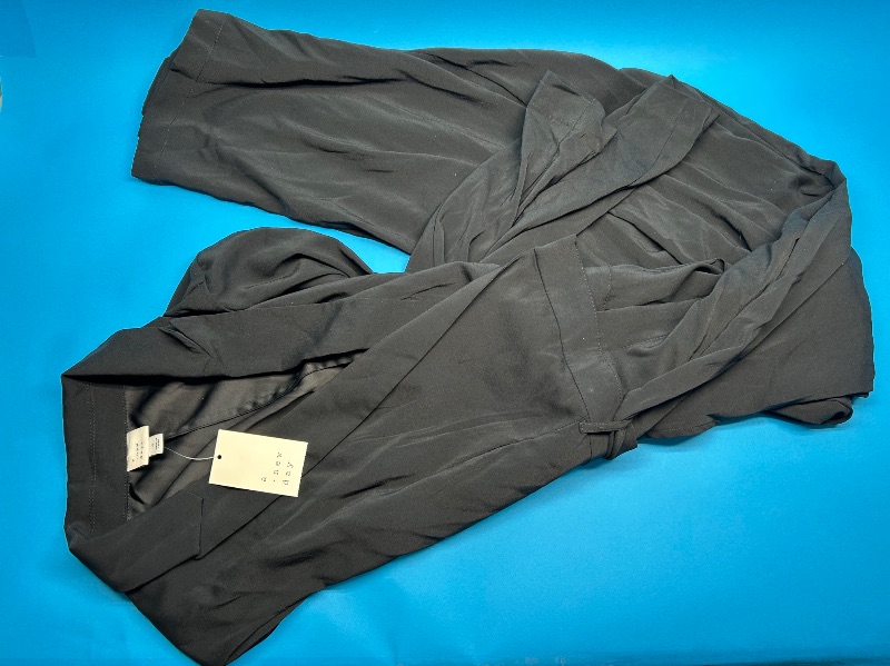 Photo 1 of 025366…ladies size s long sleeve jumpsuit -like new condition 