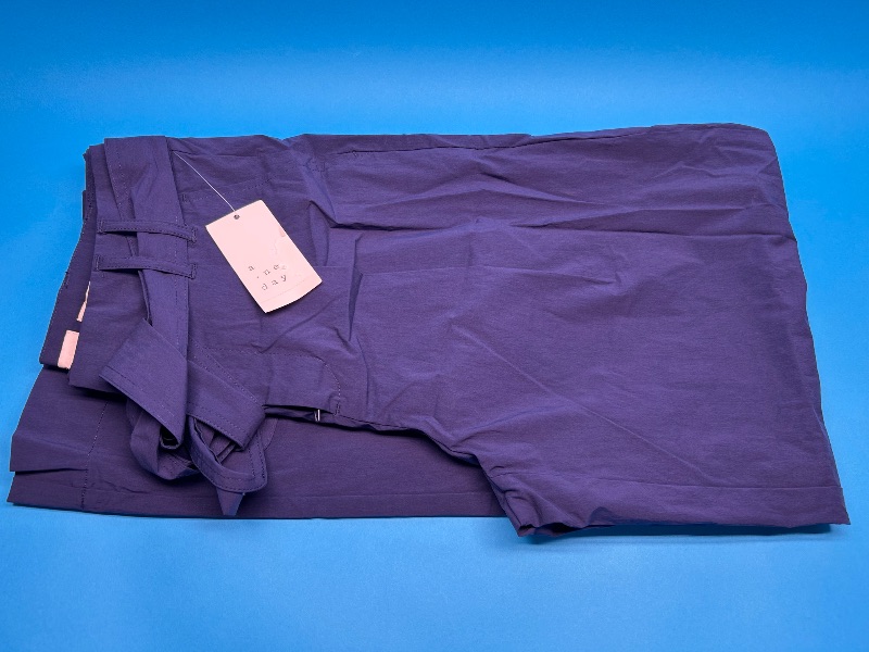 Photo 1 of 025369…ladies size 2 stretch pants -like new condition 