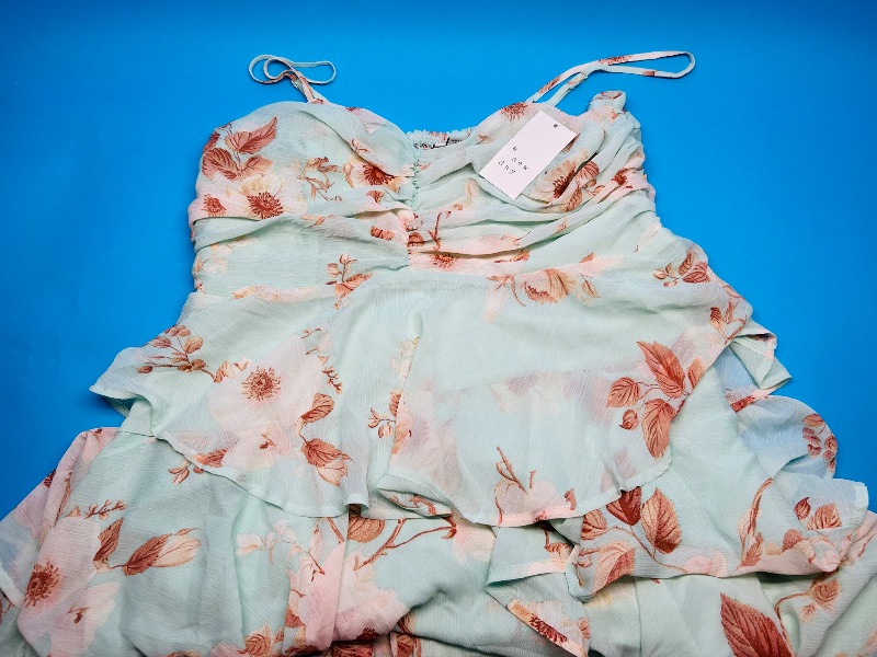 Photo 1 of 025389…size XL dress - like new condition 