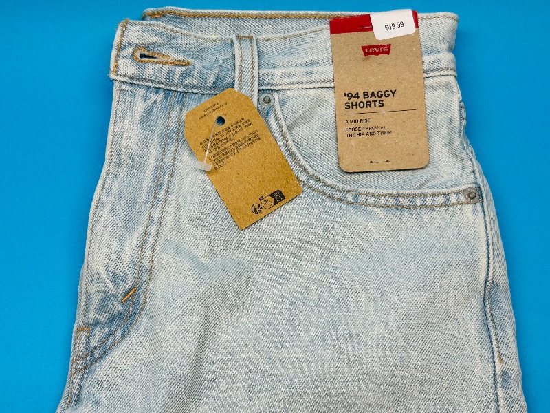 Photo 1 of 025400…Levi’s W26 baggy shorts - like new condition 