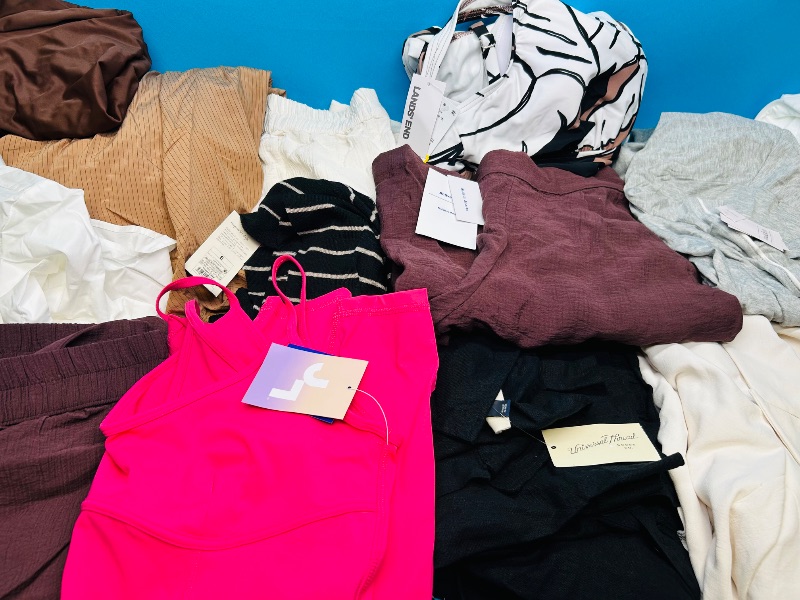 Photo 1 of 025417…final sale no returns/refunds- 20 items of ladies clothes all sizes - like new condition 