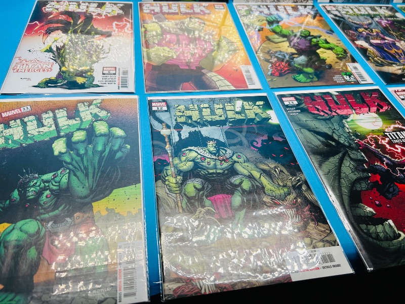 Photo 1 of 025503…Hulk #1-14 and #1 comics in plastic sleeves 