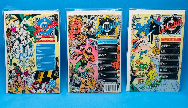 Photo 1 of 025532…3 who’s who comics in plastic sleeves 