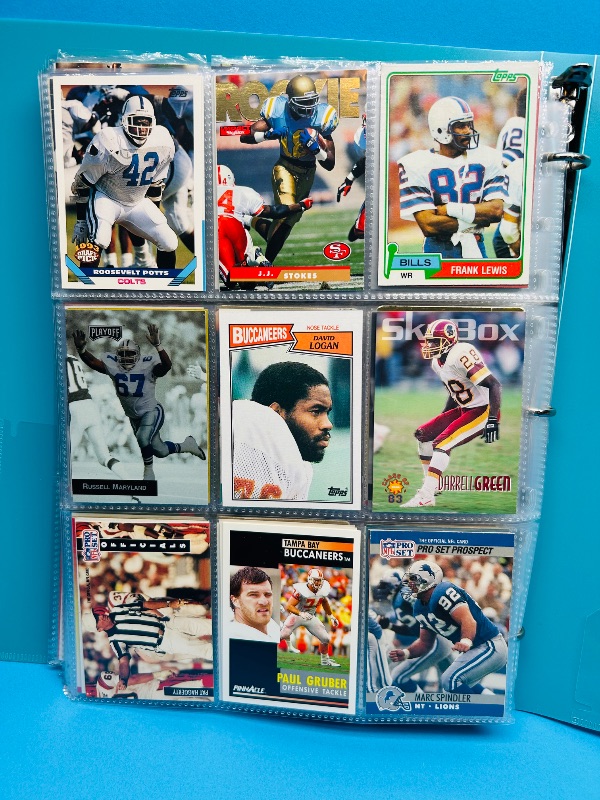 Photo 1 of 025580… final sale no return/refund-270 mixed football cards in binder