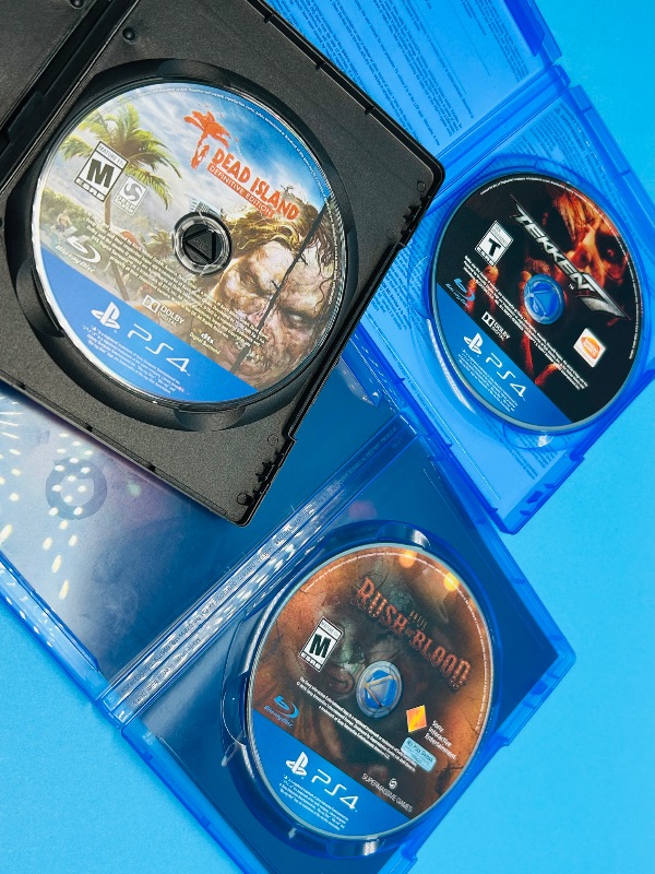 Photo 1 of 025621…3 PS4 game discs 