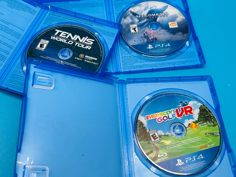Photo 1 of 025623… 3 PS4 game discs 