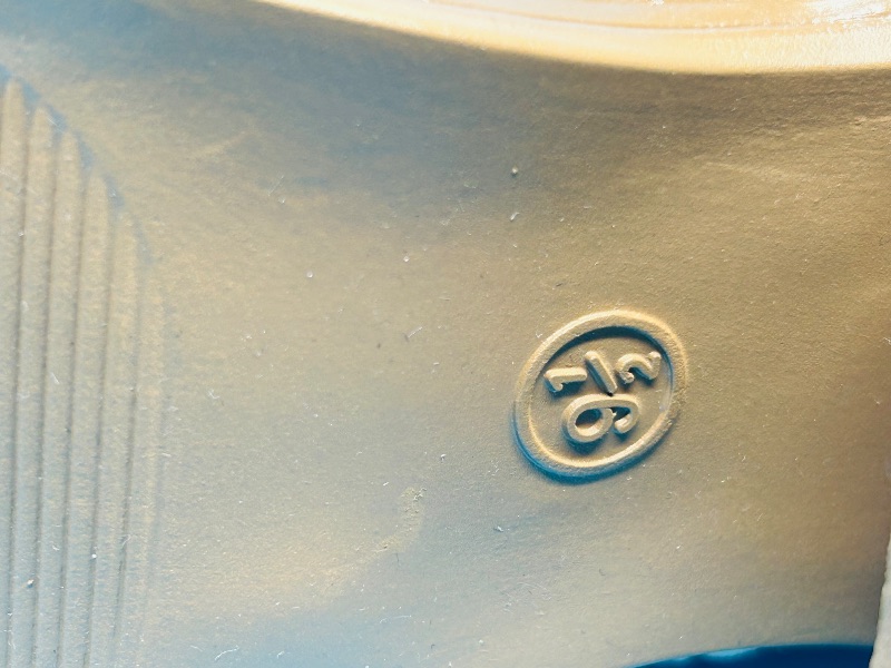 Photo 1 of 025644…size 9 .5 memory foam boots- like new condition