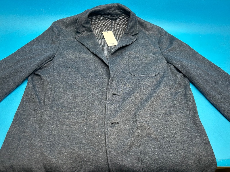 Photo 1 of 025649…mens size L sweater jacket - like new condition