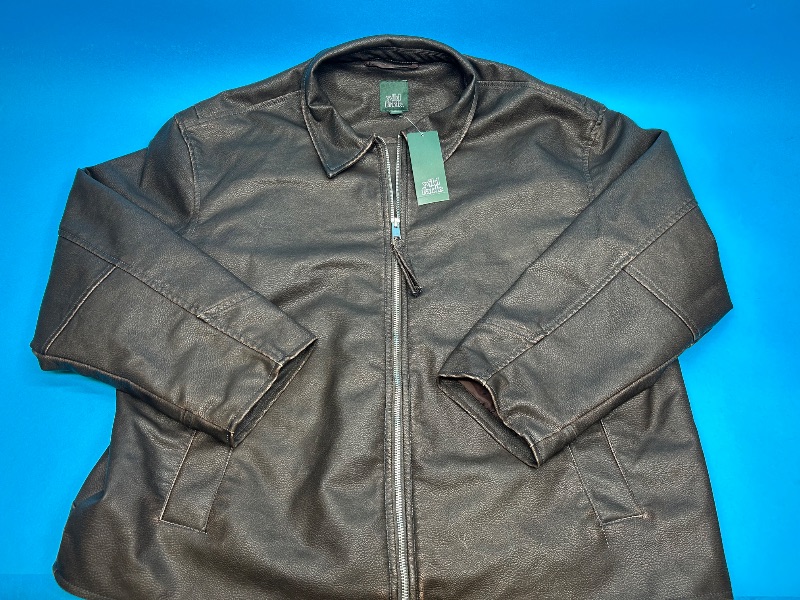 Photo 1 of 025656… ladies size M jacket - like new condition 