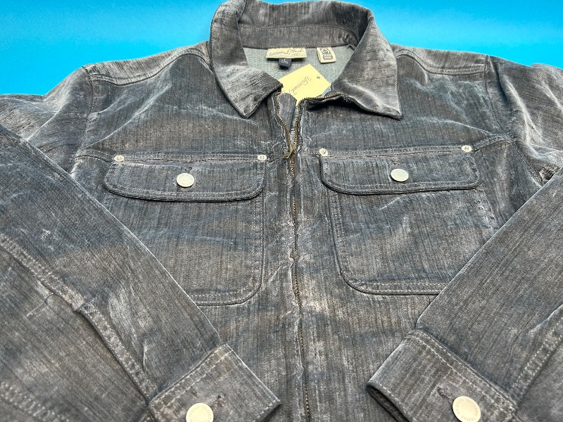 Photo 1 of 025657… ladies size L crushed velvet jacket - like new condition 