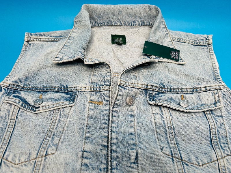 Photo 1 of 025665…ladies size L Jean vest  - like new condition 