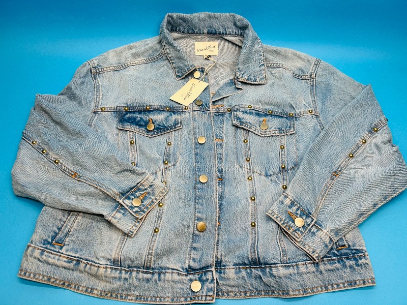 Photo 1 of 025668… ladies size S jean jacket  - like new condition 