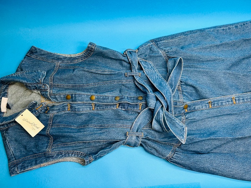 Photo 1 of 025673… size 16 jean dress - like new condition