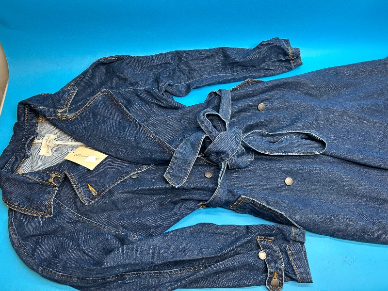 Photo 1 of 025681… size M denim dress - like new condition 