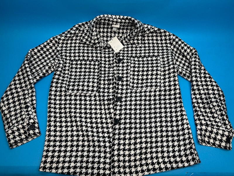 Photo 1 of 025682…size S button shirt - like new condition