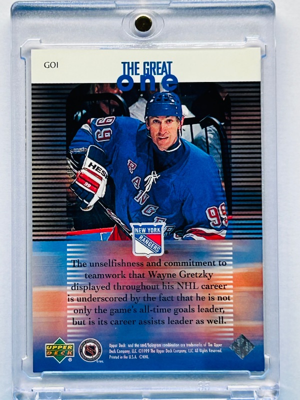 Photo 1 of 025722… Wayne Gretzky great one card GO 1 in hard plastic case