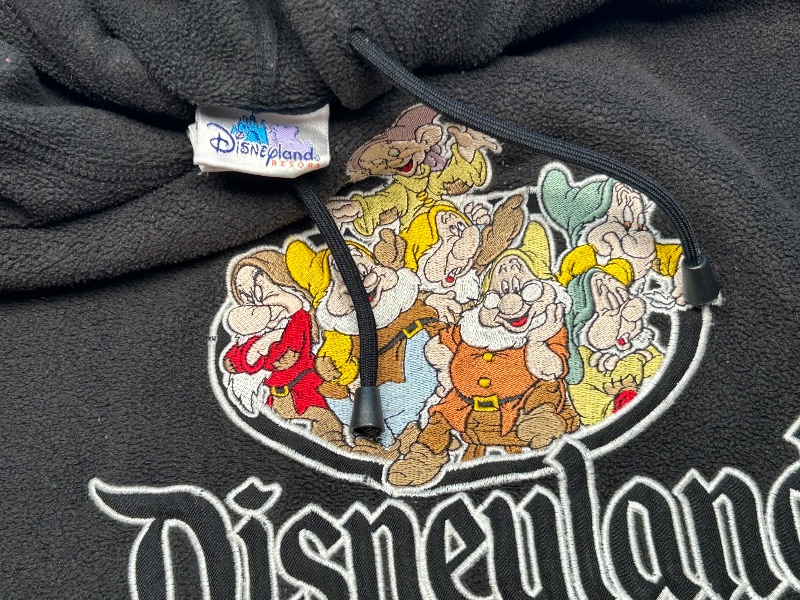 Photo 1 of 025769…vintage size XXXL Disneyland embroidered hooded shirt