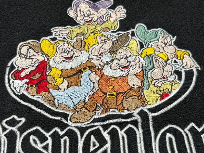 Photo 1 of 025769…vintage size XXXL Disneyland embroidered hooded shirt