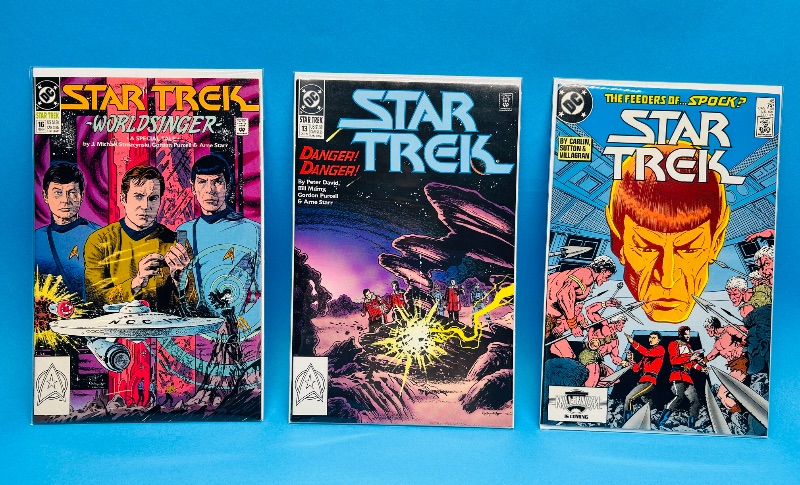 Photo 1 of 025796… 3 vintage Star Trek comics in plastic sleeves 
