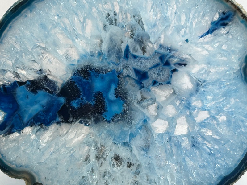 Photo 1 of 025872…5” agate slice with stand in gift box