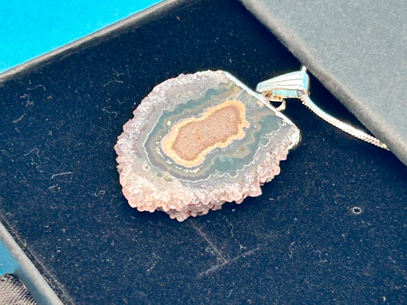 Photo 1 of 025889…  amethyst stalactite slice necklace on 18” chain in gift box