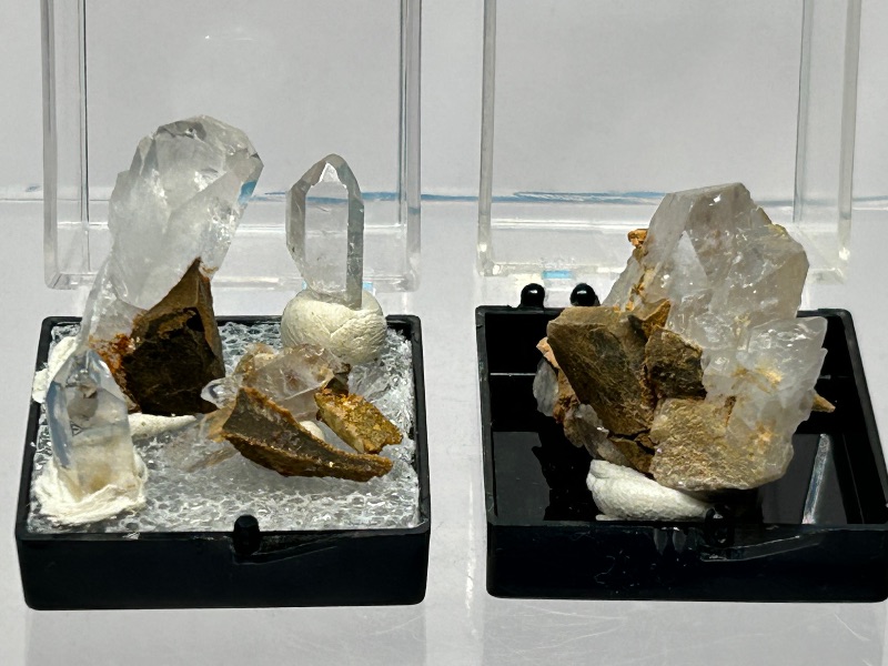 Photo 1 of 025918…Barite crystal samples in small 1 1/2” displays