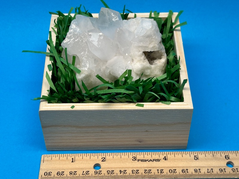 Photo 1 of 025921…4” crystal in wood box