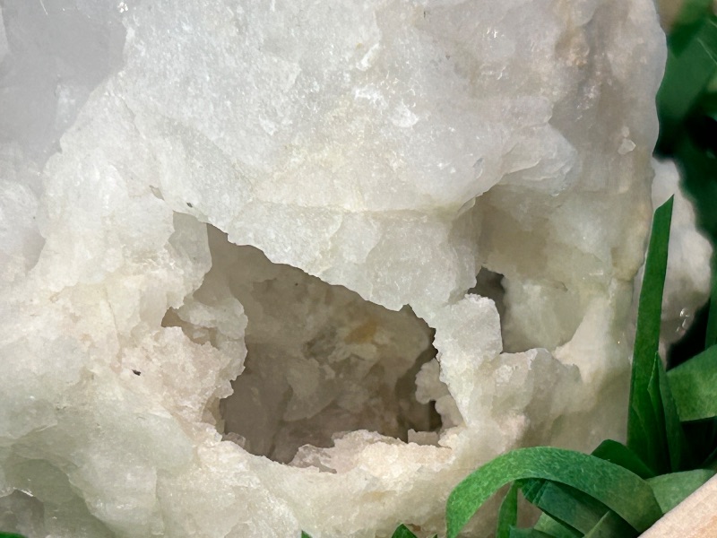 Photo 1 of 025921…4” crystal in wood box