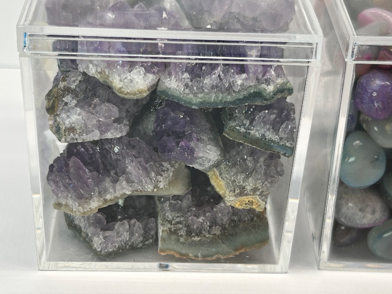 Photo 1 of 025934…polished and amethyst in 2.5” display cases