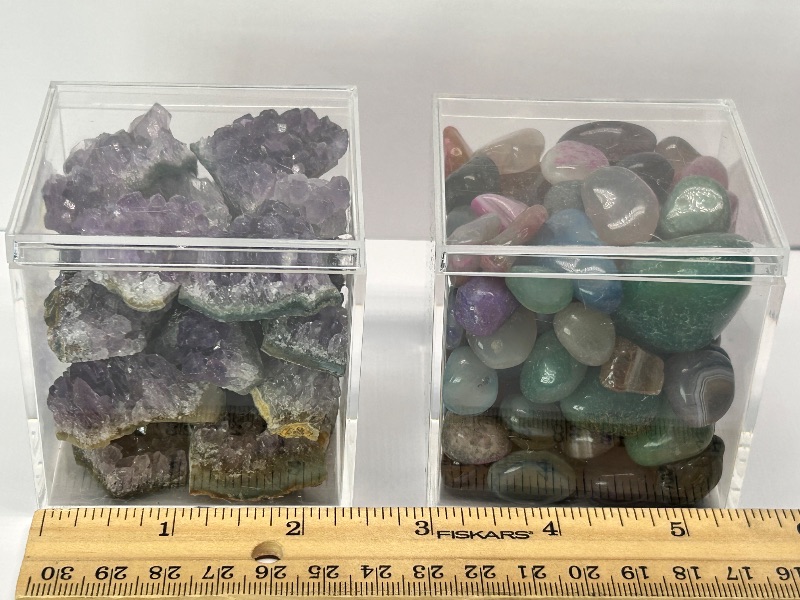 Photo 1 of 025934…polished and amethyst in 2.5” display cases