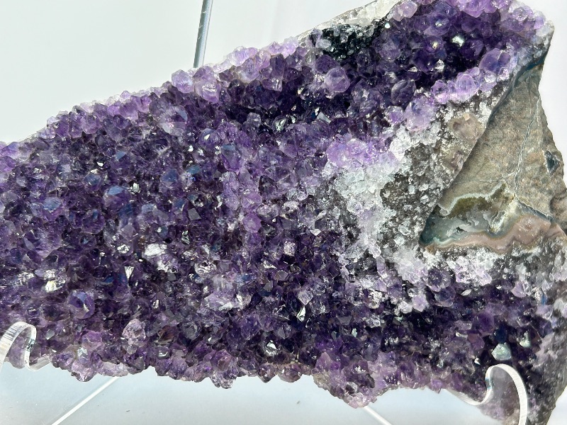 Photo 1 of 025939…7”amethyst crystal with stand