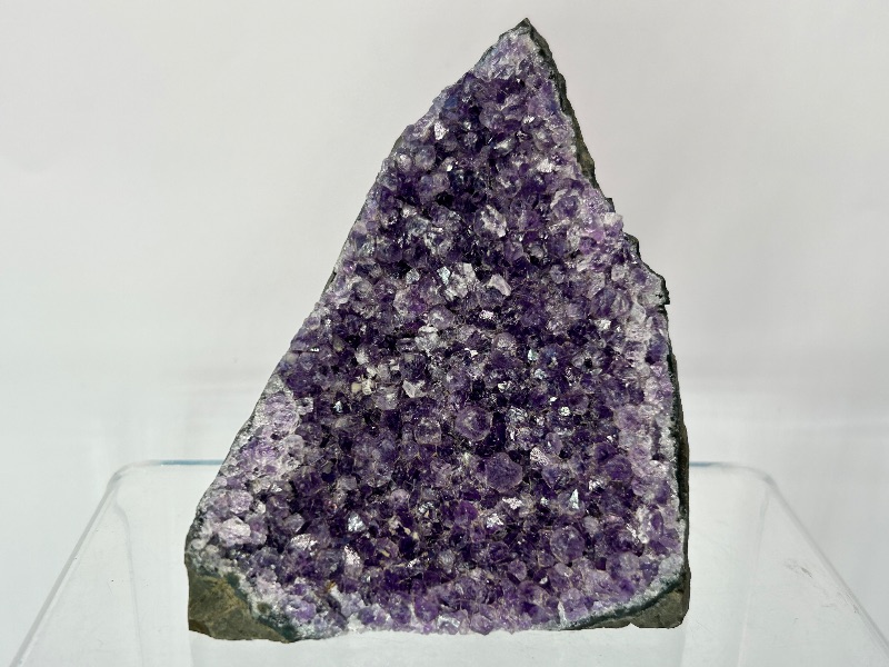 Photo 1 of 025949…4”  amethyst crystal 