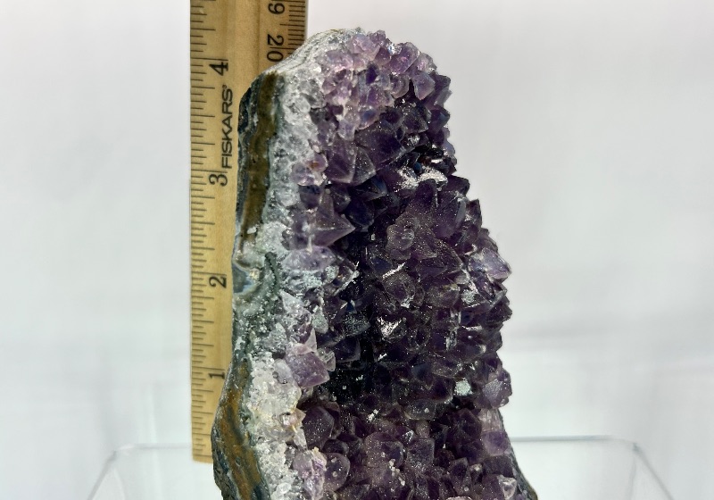 Photo 1 of 025957…4.5 amethyst crystal