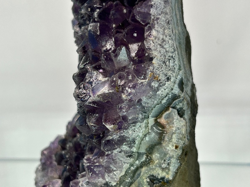 Photo 1 of 025957…4.5 amethyst crystal