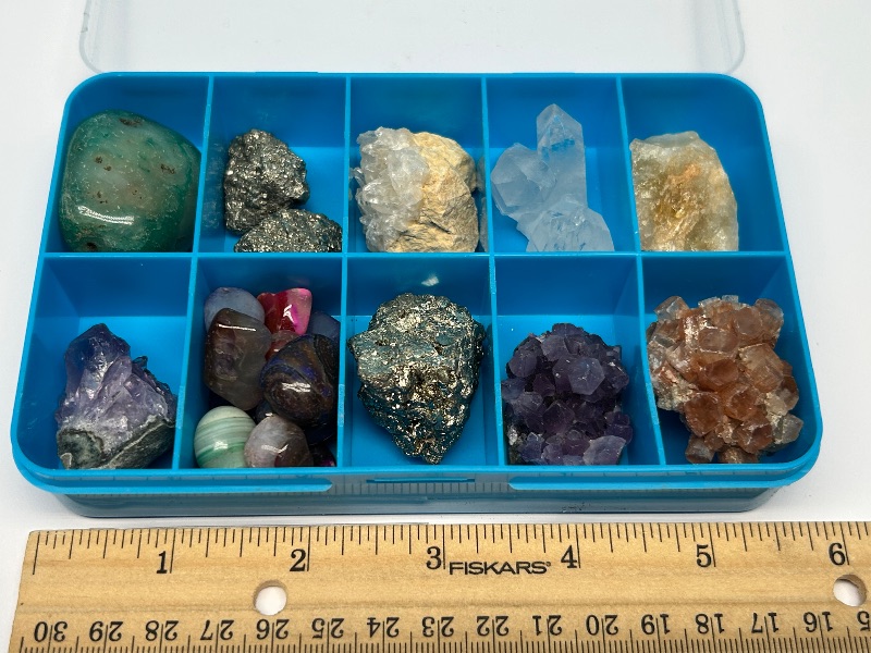 Photo 1 of 025962…collectible rock sample box 