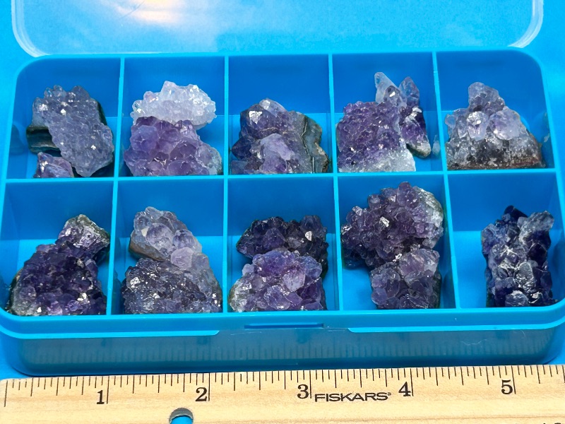 Photo 1 of 026015…2 small cases of small amethyst crystal chunks