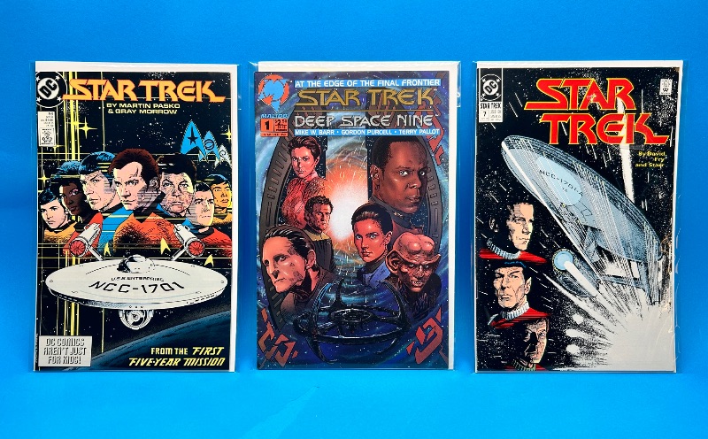 Photo 1 of 026029… 3 vintage Star Trek comics in plastic sleeves 
